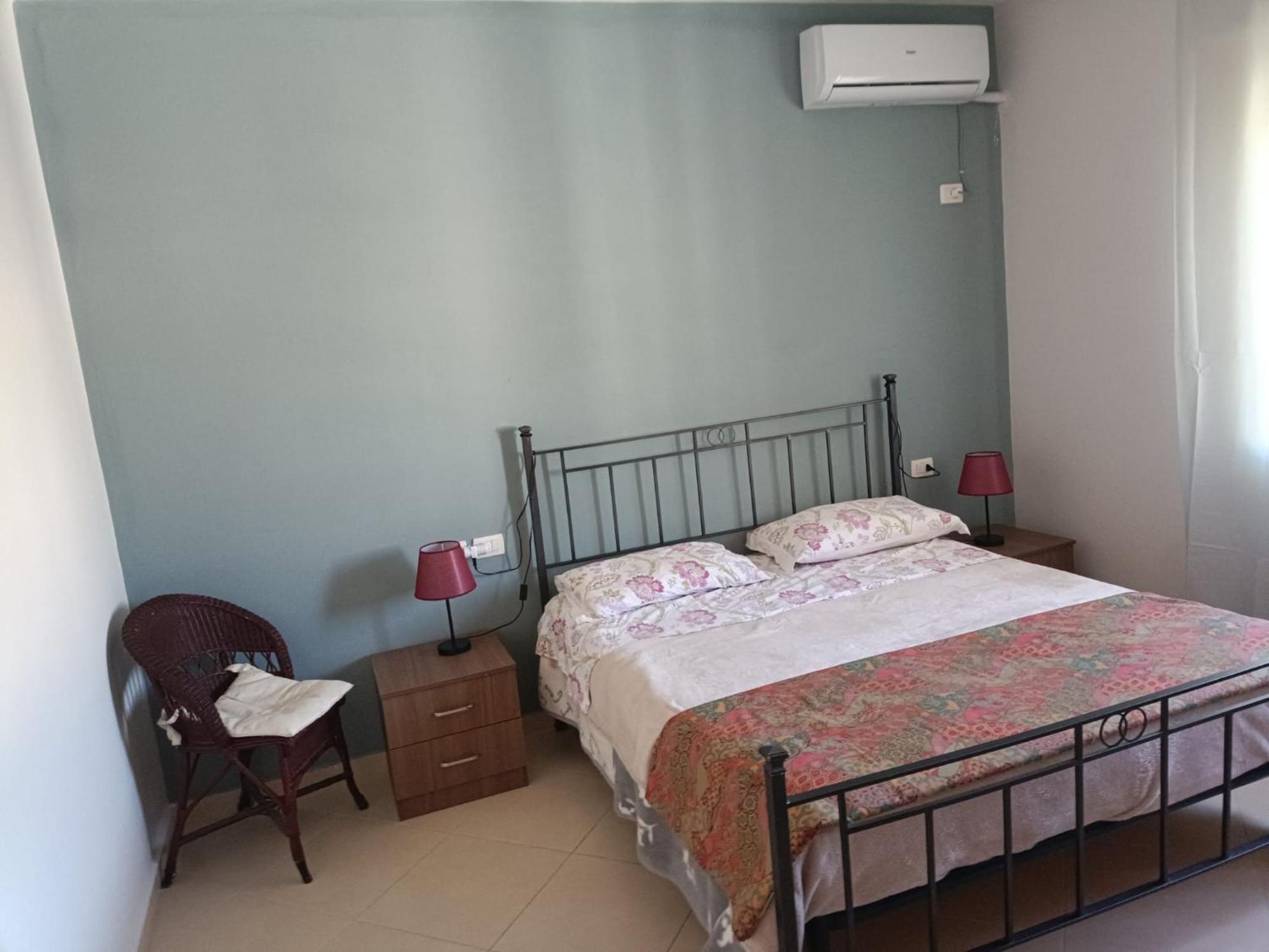Guidus Apartment فلورا المظهر الخارجي الصورة